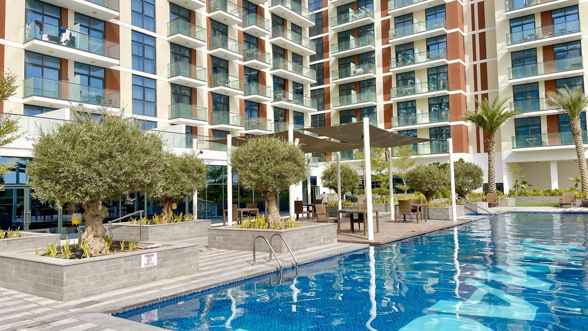 Vacay Lettings - Modern Studio Near To Expo City Dubai 0*,
