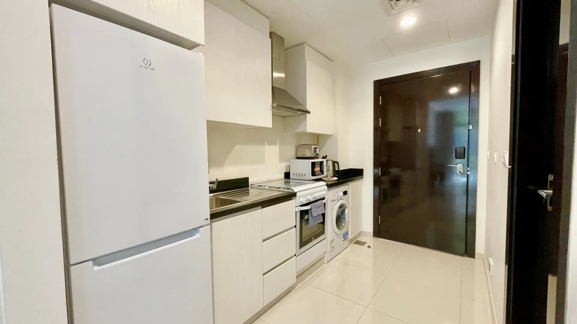 Vacay Lettings - Modern Studio Near To Expo City Dubai
